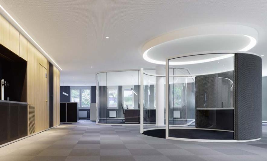 辦公室裝修施工電路鋪設(shè)的注意事項(xiàng)有哪些？辦公室橡膠地板的施工工藝是什么？