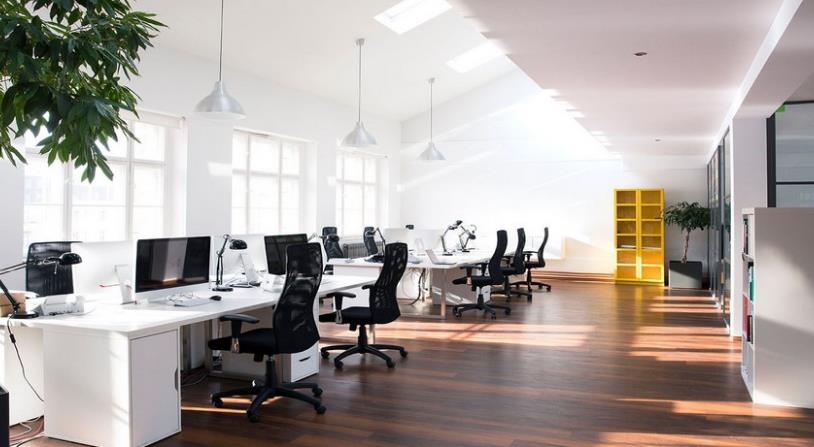 辦公室設(shè)計(jì)工作室怎么裝修？辦公室設(shè)計(jì)如何選擇軟裝家具?